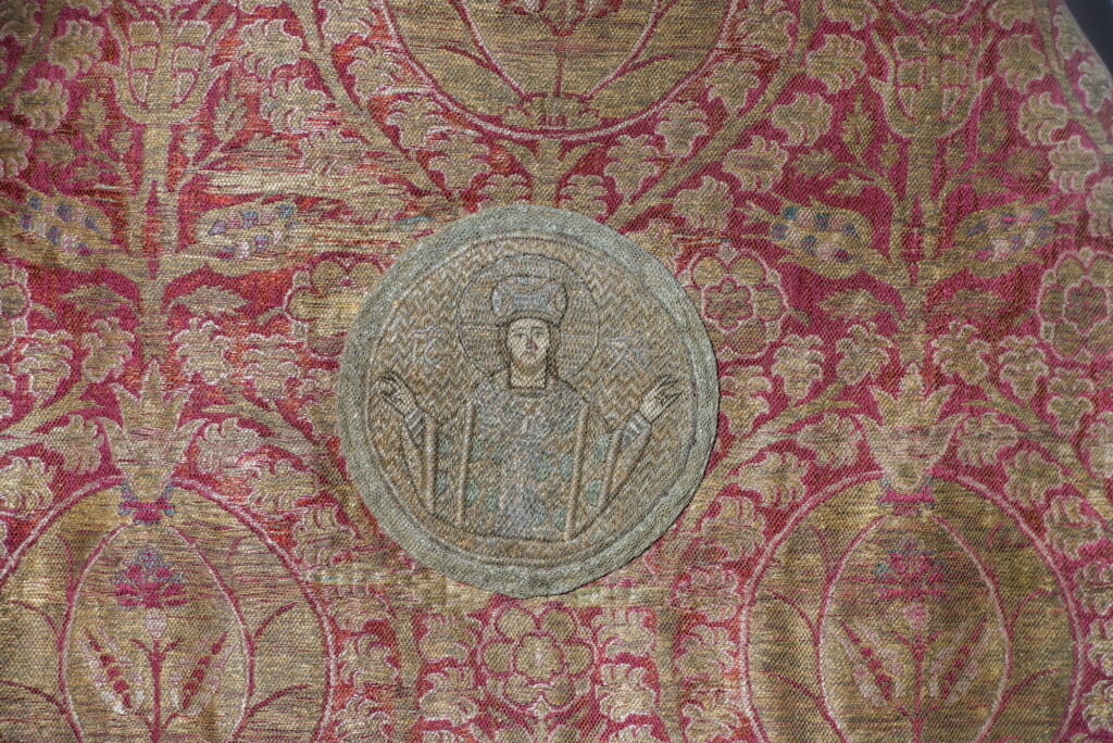 Felon; detaliu: medalionul (Mănăstirea Sucevița)